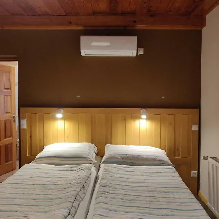 Vilma 3* Balatonmáriafürdő